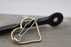 Small gold heart barrette