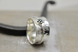 Spinner ring with flower - Sterling silver spinner ring - Gift for her - Meditation Ring - Jewelry